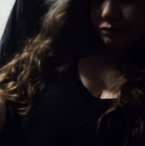 angelaagee300